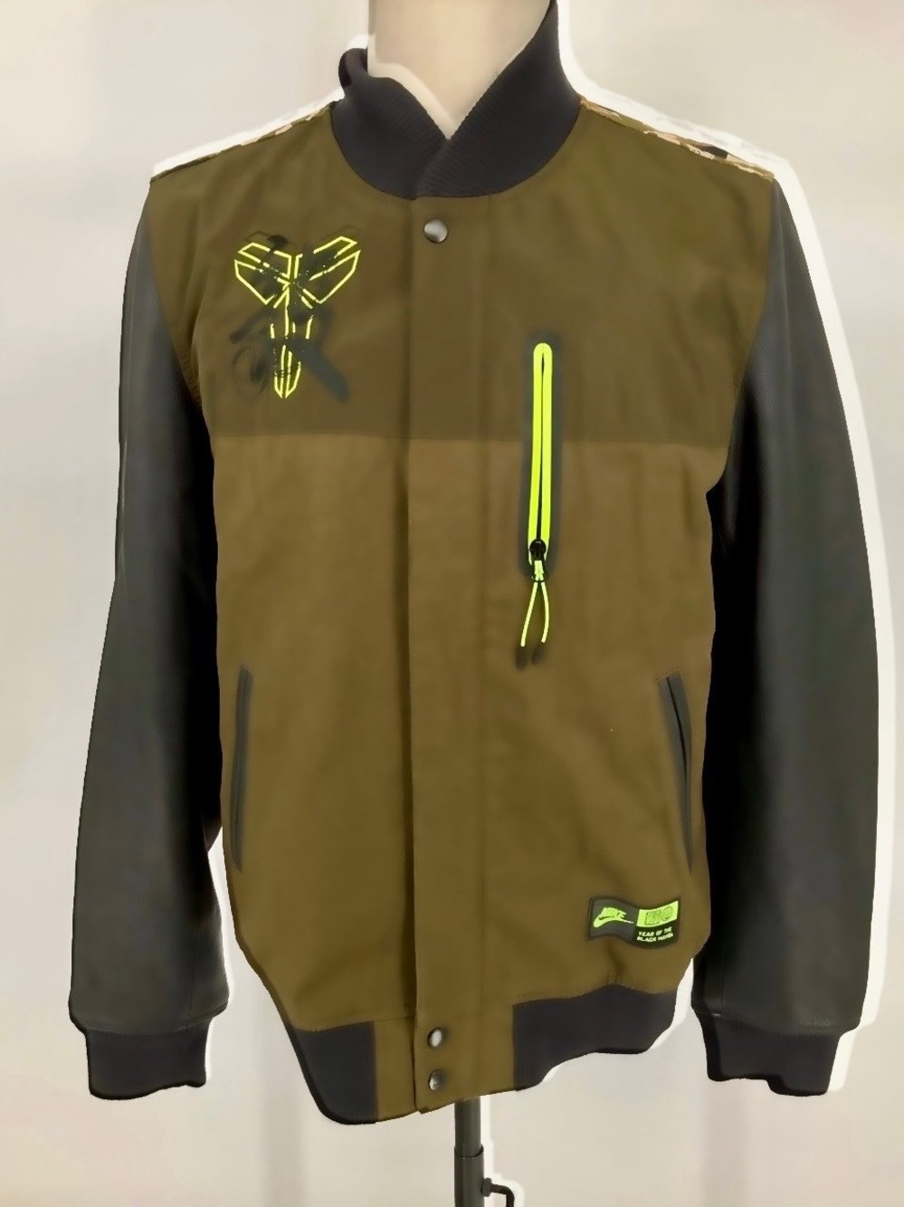 RARE” NIKE DESTROYER” Kobe Bryant- “Black Mamba” Varsity Leather Jacket SZ L
